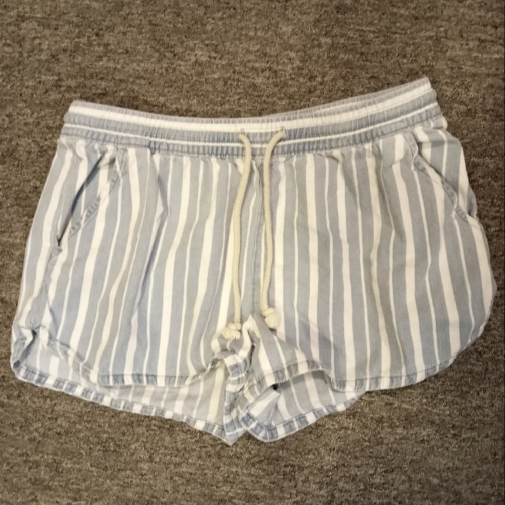 Aerie blue and white striped pull on cotton shorts size small With Drawstring